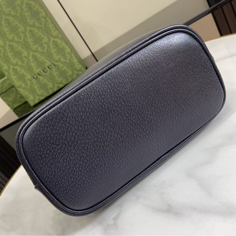 Gucci Boige Monogram Shoulder Bag - Picture 7 of 8